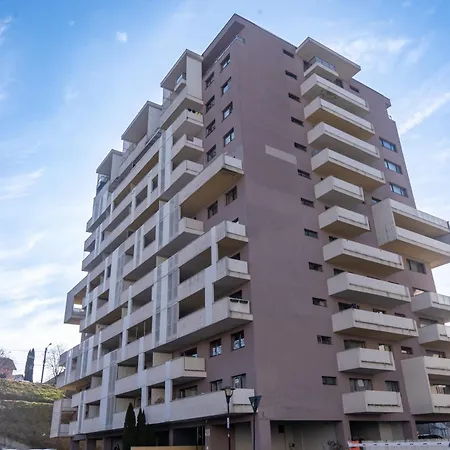 Warm Embrace Your Cozy Hideaway In Apartmán