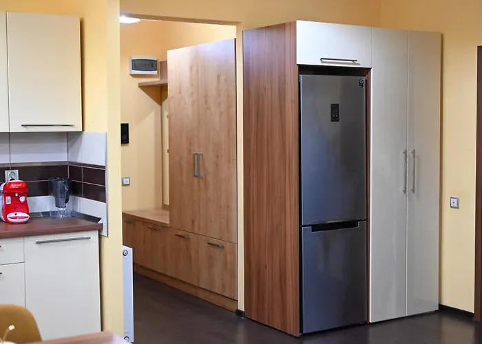 Warm Embrace Your Cozy Hideaway In Apartamento Cluj-Napoca